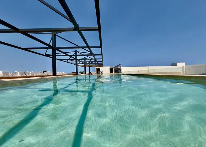 Unwind | Private Balcony & Rooftop Pools | Casago Hébergement de vacances *