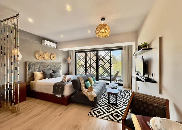 Unwind | Private Balcony & Rooftop Pools | Casago Hébergement de vacances Tulum