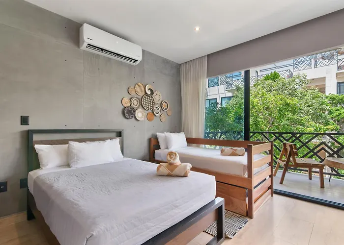 Hébergement de vacances Unwind | Private Balcony & Rooftop Pools | Casago