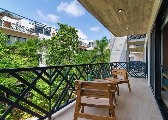Unwind | Private Balcony & Rooftop Pools | Casago Hébergement de vacances Tulum